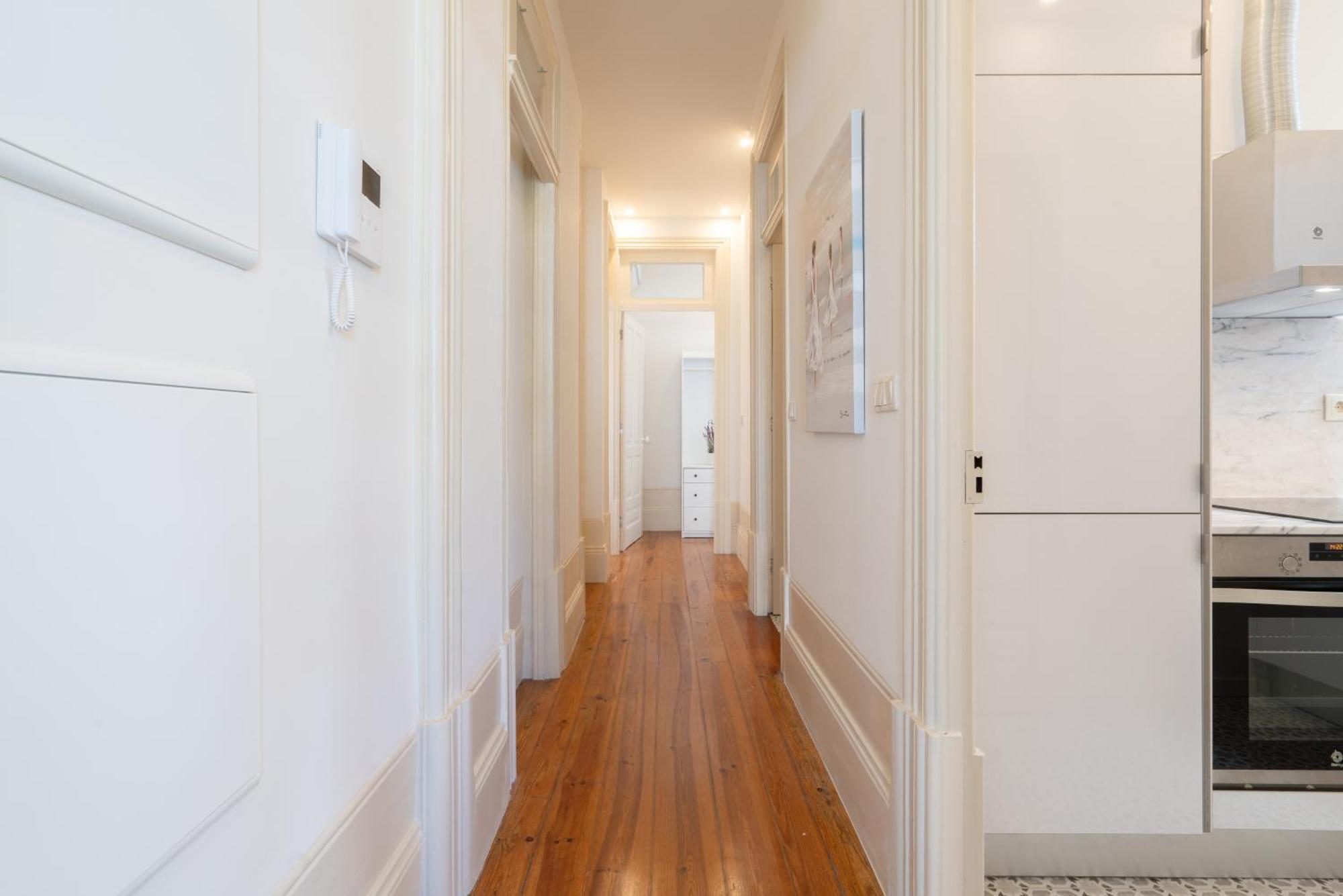 Host Wise - Modern Comfy Flat Apartament *
