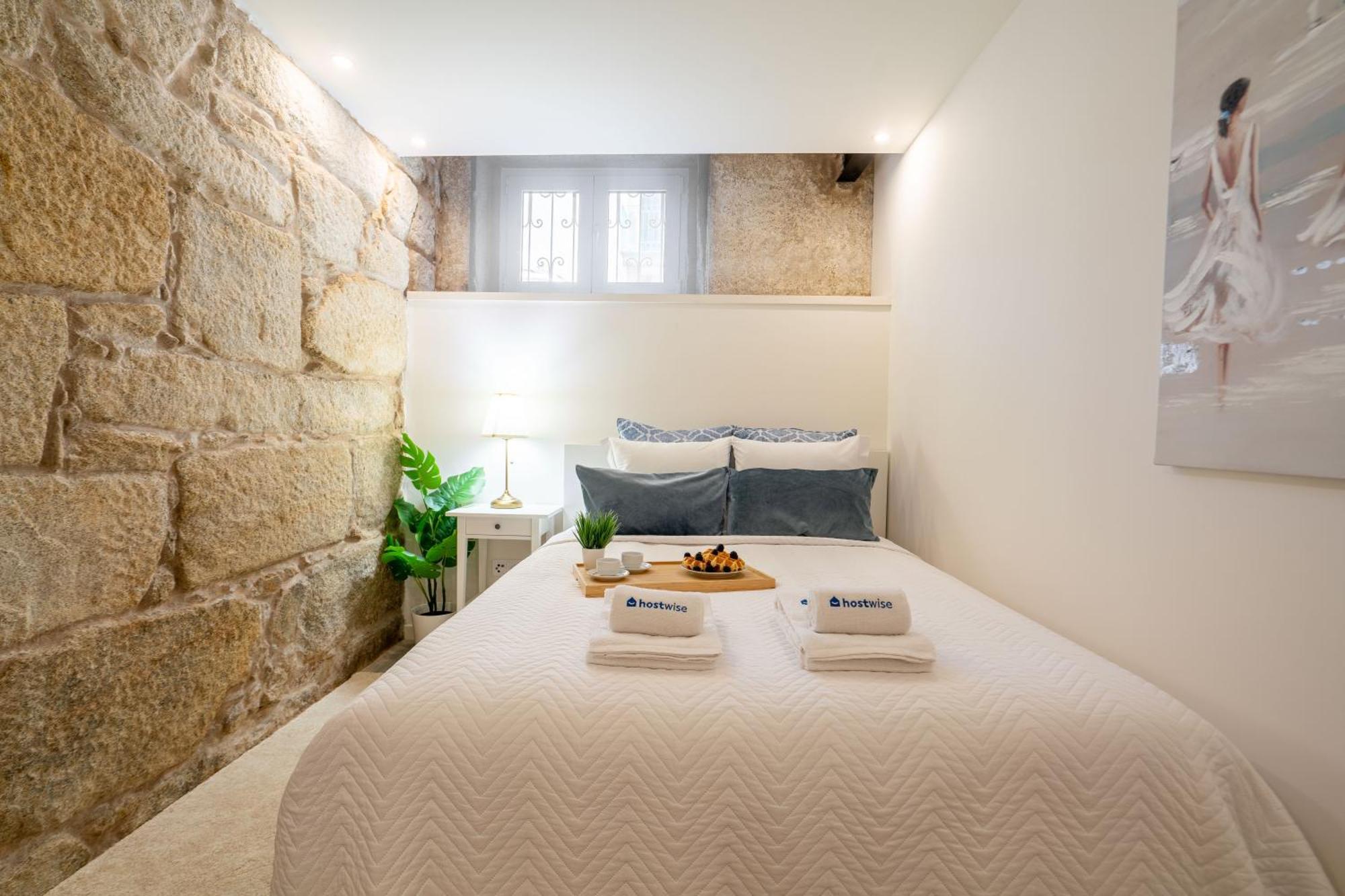 Apartament Host Wise - Modern Comfy Flat *