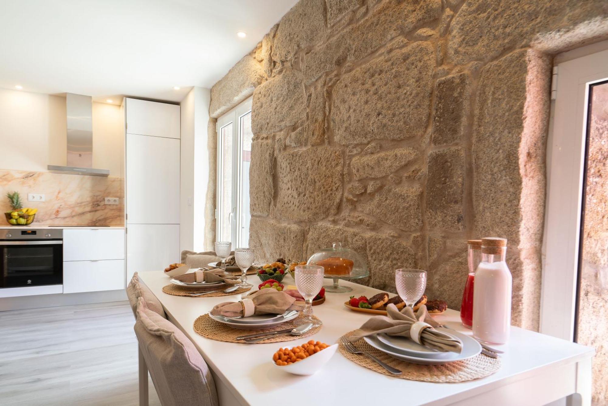 Apartament Host Wise - Modern Comfy Flat *